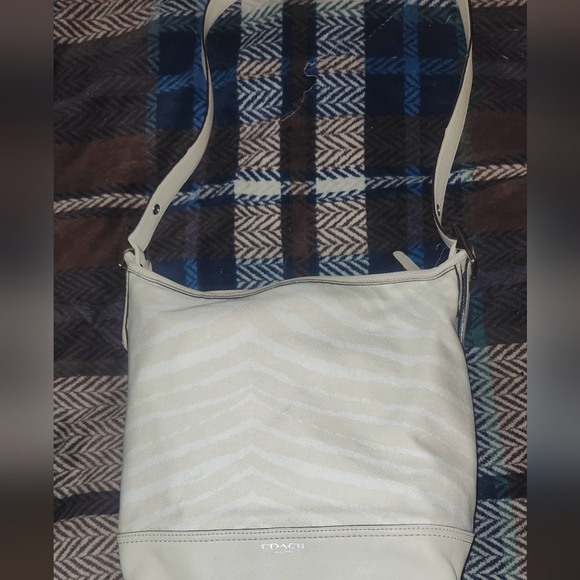 Coach Bag Rare! - Picture 2 of 5